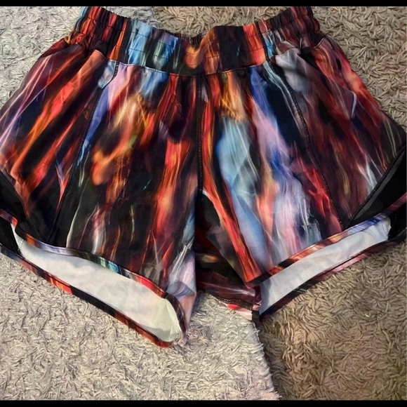 Lululemon rainbow hotty hots - Picture 2 of 2